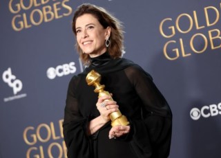 Fernanda Torres vence Globo de Ouro de Melhor Atriz