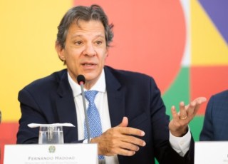 Lula interrompe férias de Haddad e ministro volta a Brasília