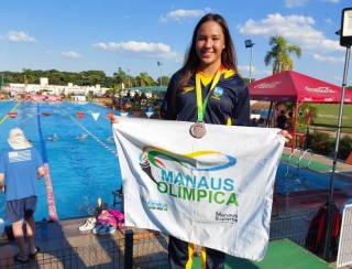 Atleta do programa Manaus Olímpica conquista medalha internacional inédita no Sul-Americano de Natação