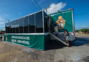 UBS Móvel da Prefeitura de Manaus oferta serviços nas proximidades do Museu da Amazônia