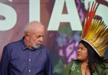 Lula assina decretos que homologam duas terras indígenas