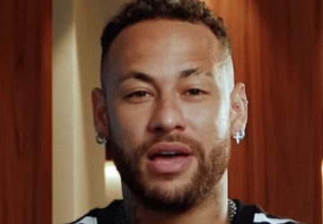 Neymar insinua possível carreira como cantor