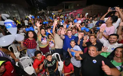 No Novo Aleixo e Jorge Teixeira, candidato à reeleição Roberto Cidade reforça seu compromisso em trabalhar pelo bem da população