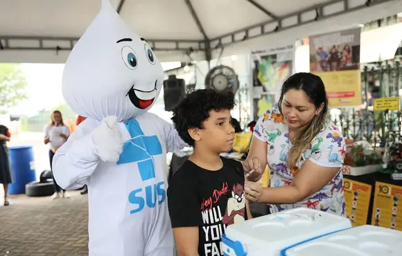 Prefeitura de Manaus amplia vacinação contra dengue para pessoas de 4 a 59 anos, em caráter temporário